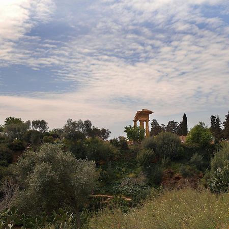 Casa Del Mister Apartment Agrigento Luaran gambar